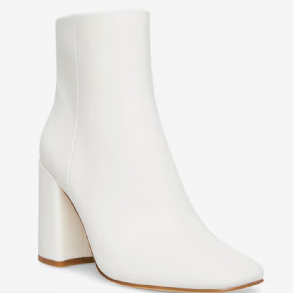 Madden Girl by Steve Madden White Ankle Bootie size 9.5